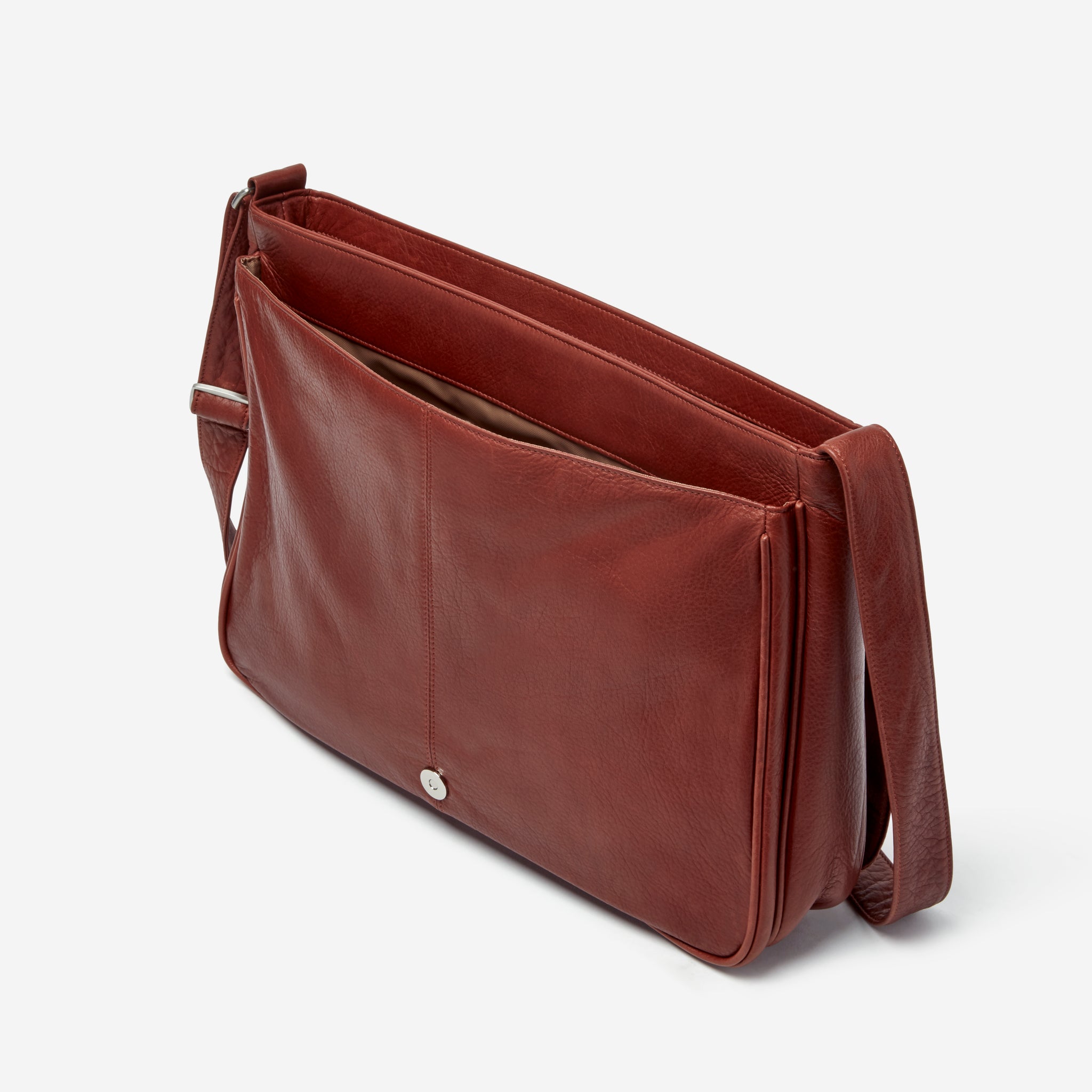 Messenger Bags in Leather: Stylish and Functional – Osgoode Marley